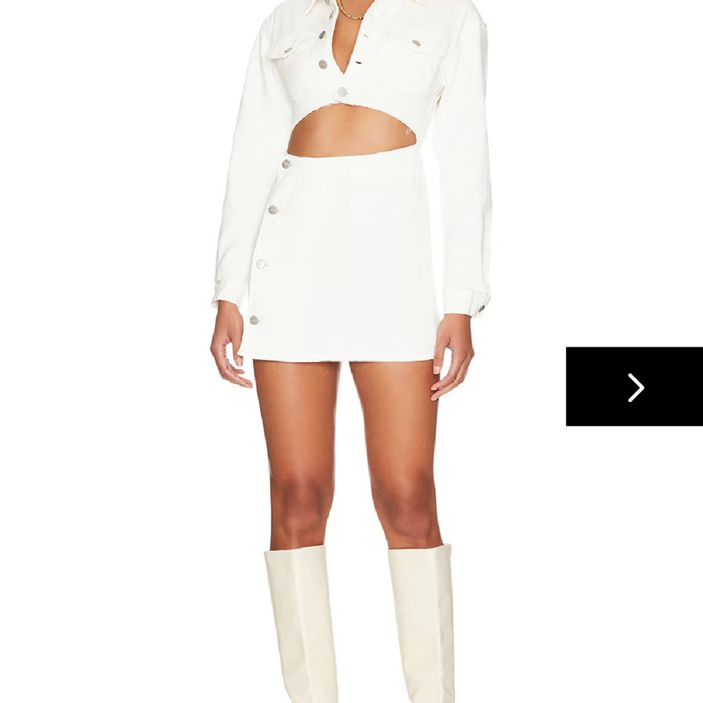 Chic White Superdown Cutout Dress
